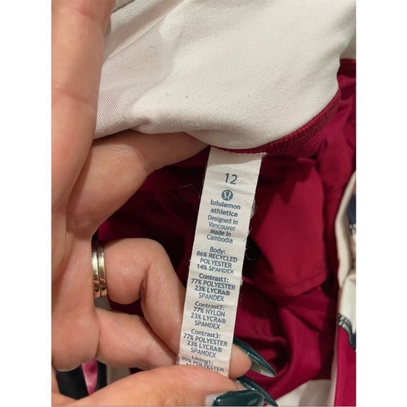 Lululemon Run Time Short 4 way stretch Red Quilt Lined Speed Up Tracker short - Picture 7 of 7